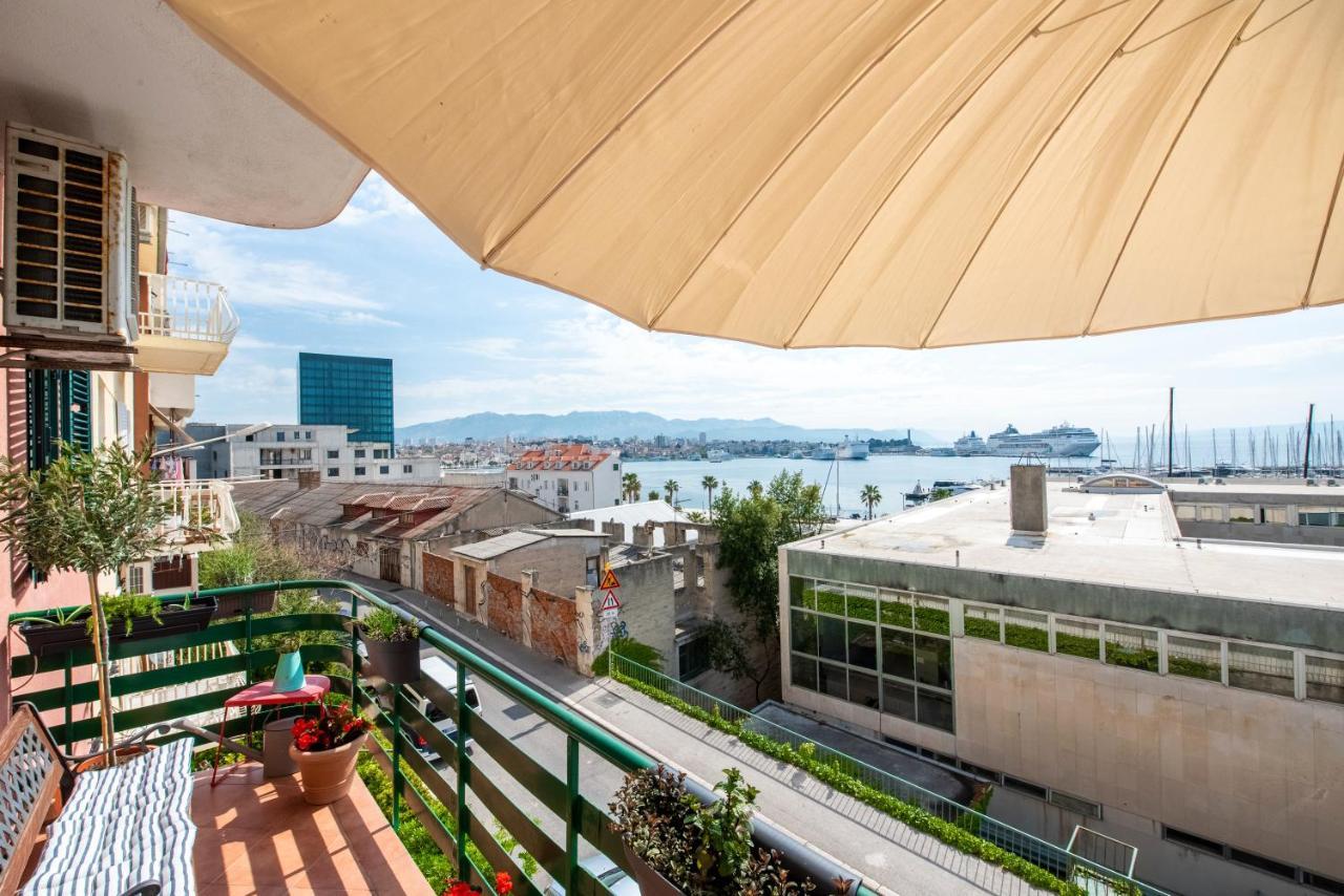Airy Seafront 1920S Apartment Split Ngoại thất bức ảnh