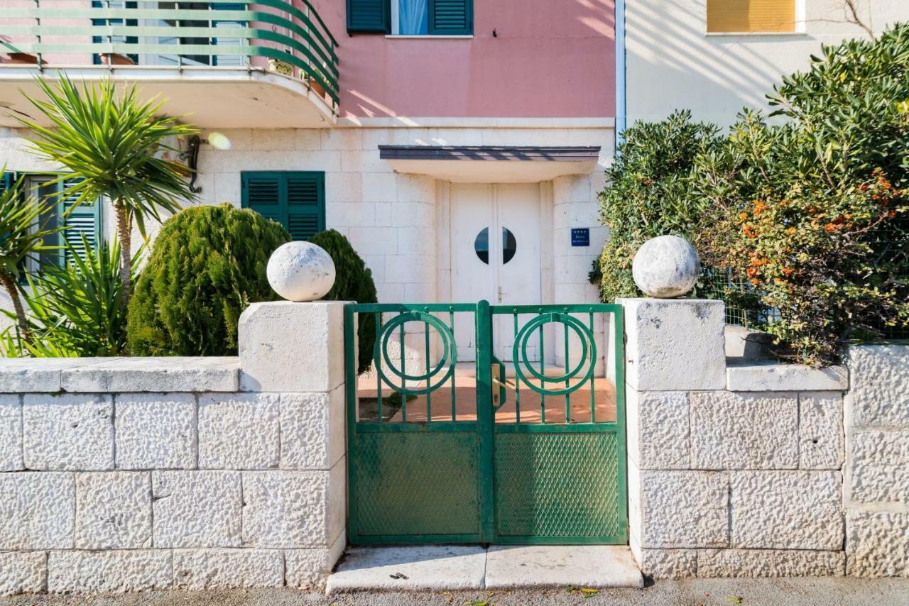 Airy Seafront 1920S Apartment Split Ngoại thất bức ảnh